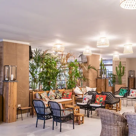 Capo Peloro Hotel (Adults Only)-3